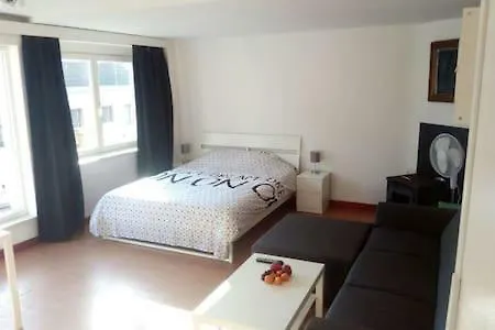 アパート The Coolest Baby Penthouse In *